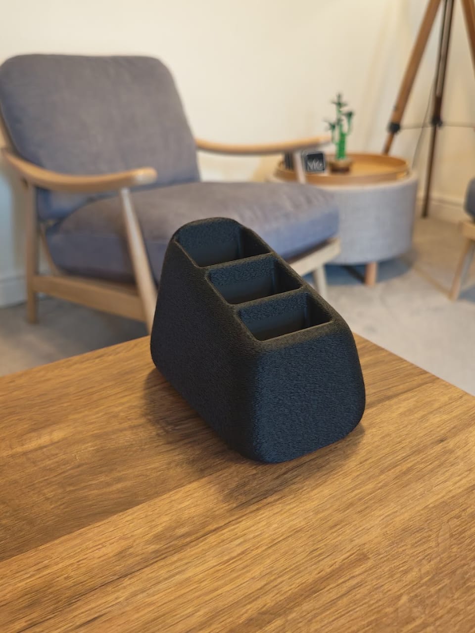 Minimaler Remote-Ständer